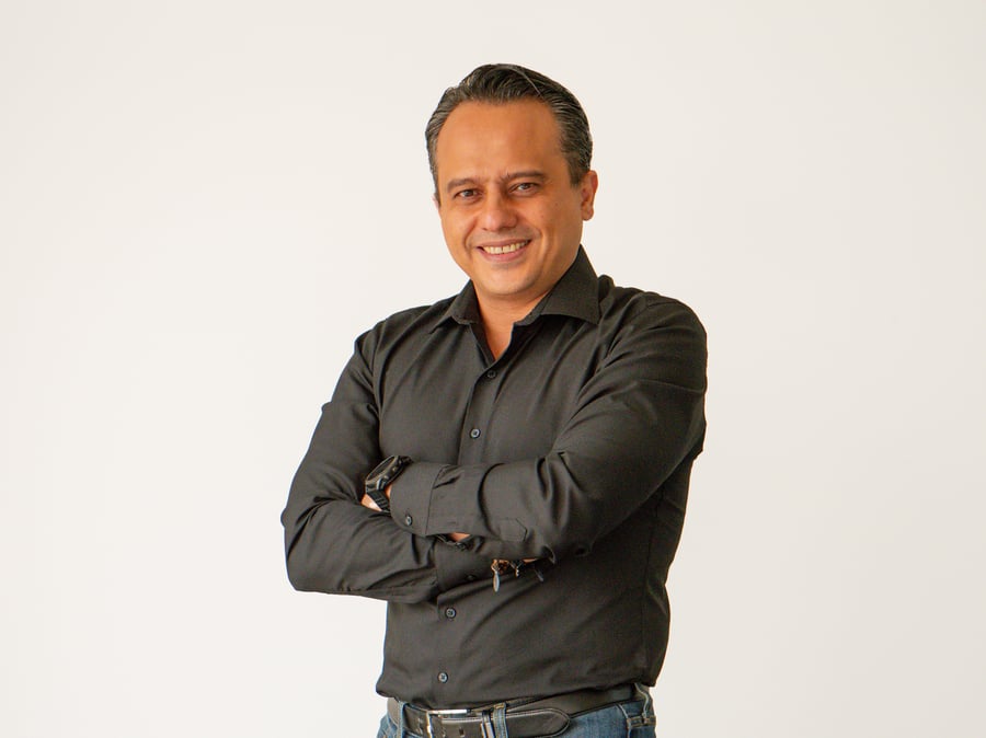Alejandro Mendoza